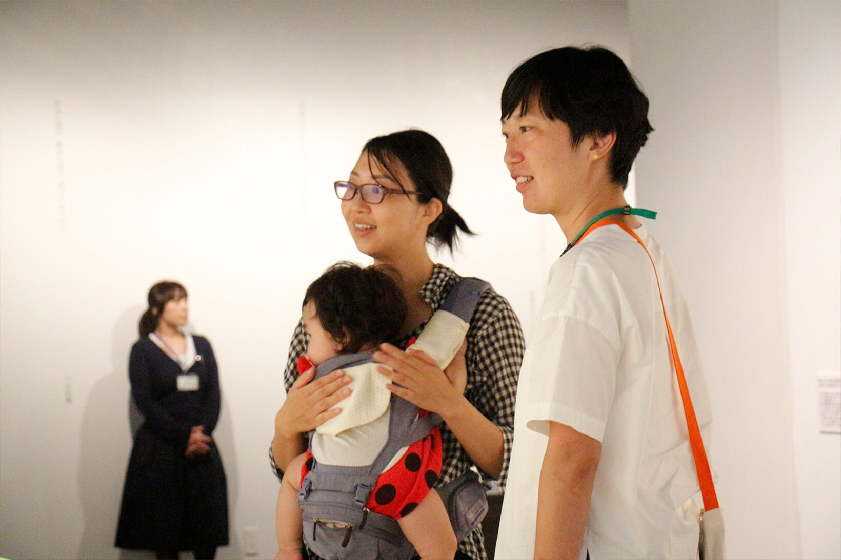 「BENTO おべんとう展―食べる・集う・つながるデザイン」ベビミュー実施の様子（2018年）撮影：とびらプロジェクトスタッフ